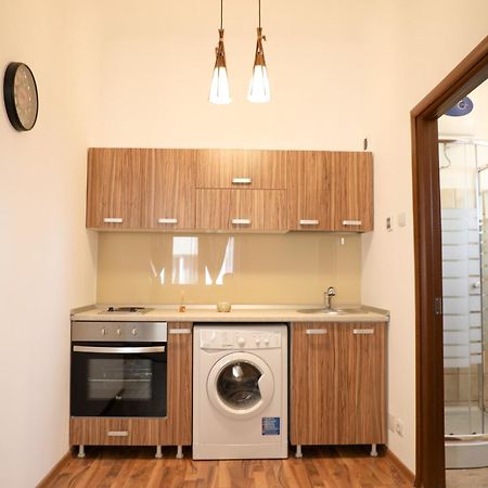 Ultracentral Apartament With Balcony - Old Town Bukarest Exterior foto